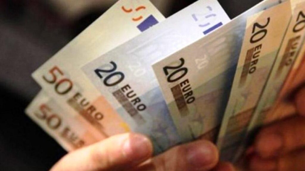 Επιταγή ακρίβειας: Ανακοινώθηκε ημερομηνία καταβολής των 250 ευρώ